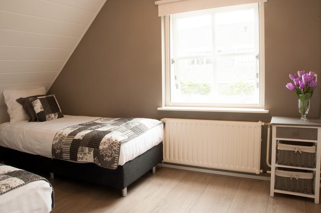 Het Jaarsveldhof Bed & Breakfast Montfoort Bagian luar foto