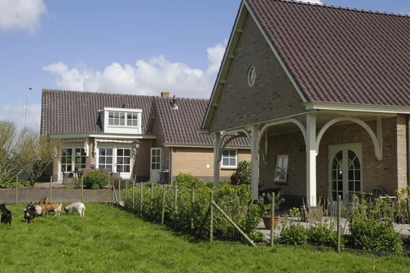 Het Jaarsveldhof Bed & Breakfast Montfoort Bagian luar foto